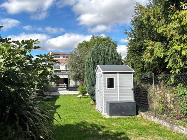 Maison 6 pièces 141 m²