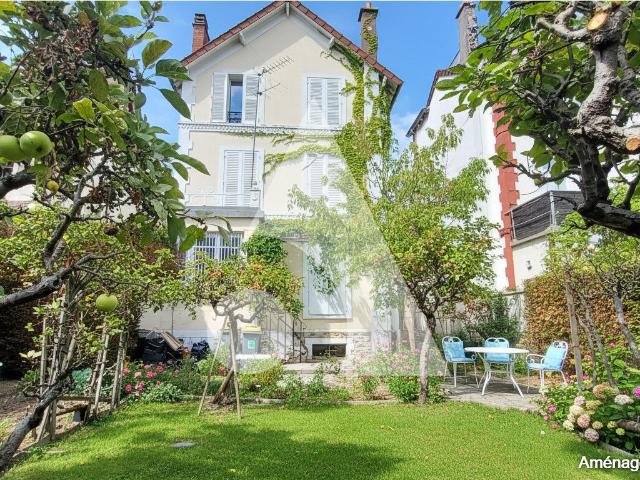 Maison 6 pièces 141 m²