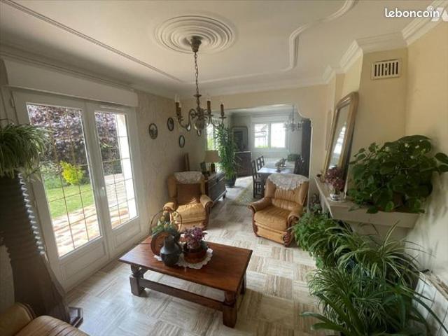 Maison 6 pièces 141 m²