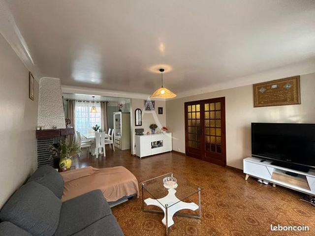 Maison 6 pièces 141 m²