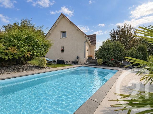 Maison 6 pièces 141 m²