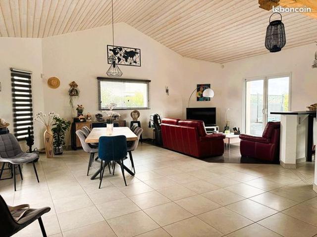 Maison 6 pièces 141 m²