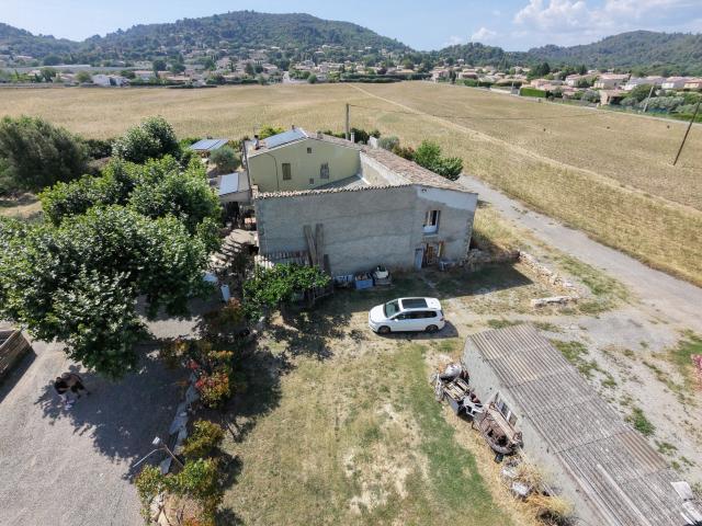Maison 6 pièces 240 m²