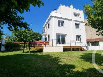 Maison 6 pièces 142 m²