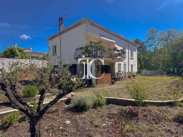 Maison 6 pièces 142 m²