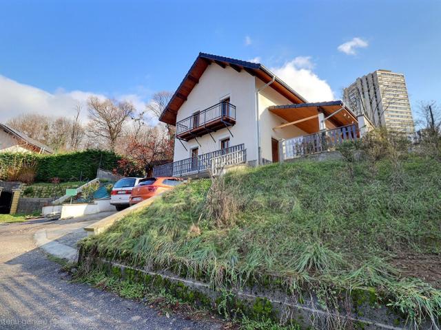Maison 6 pièces 142 m²