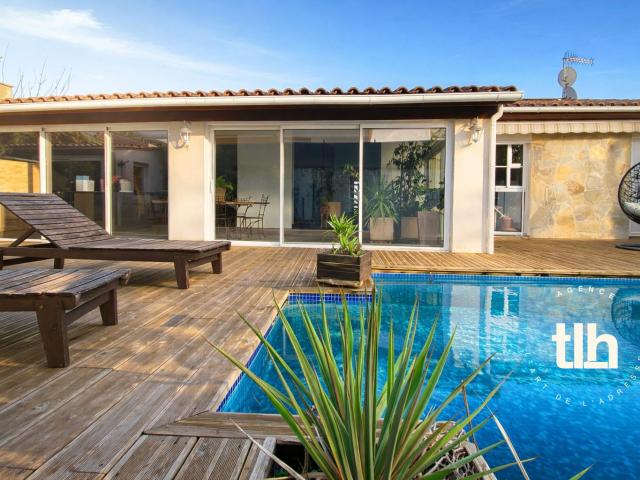 Maison 6 pièces 142 m²