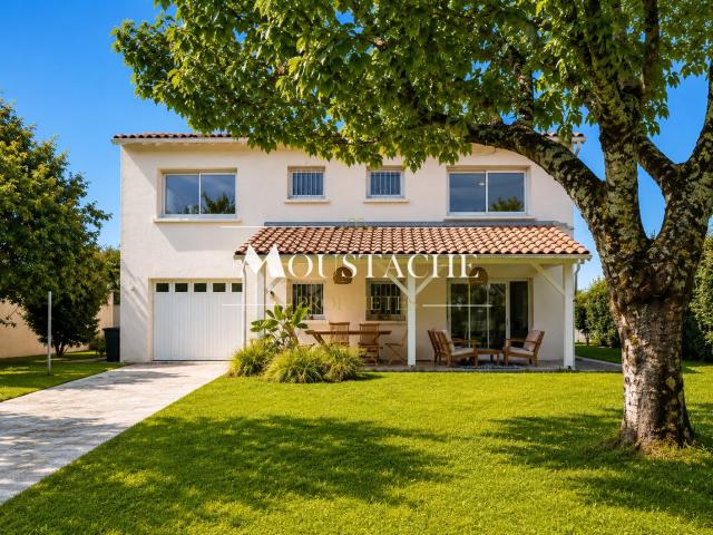 Maison 6 pièces 144 m²