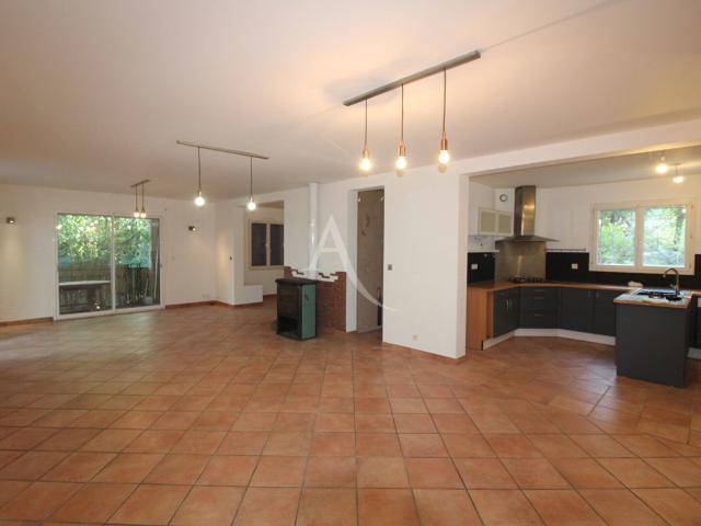 Maison 6 pièces 142 m²