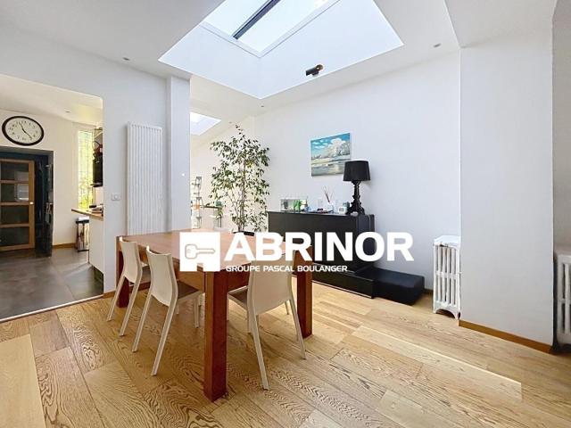 Maison 6 pièces 143 m²
