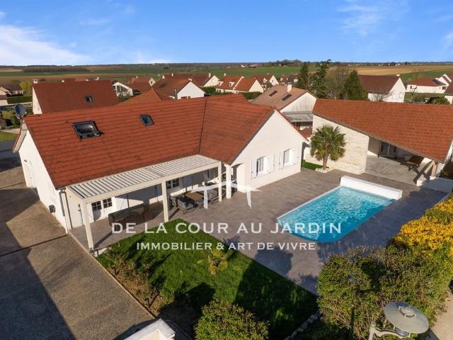 Maison 6 pièces 143 m²