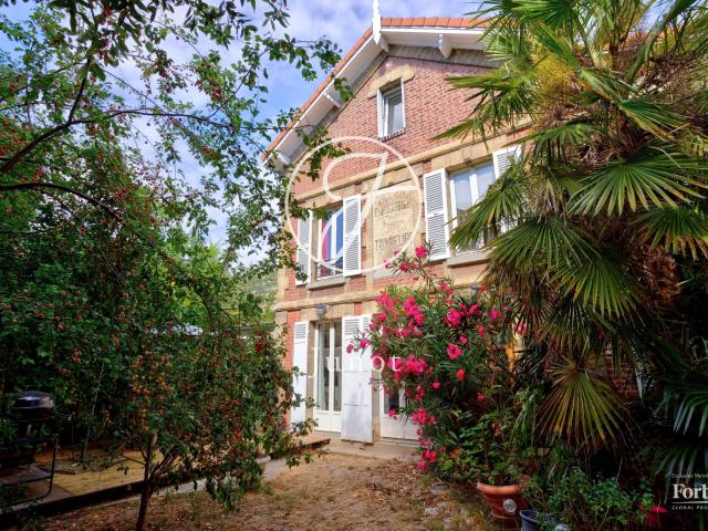 Maison 6 pièces 143 m²
