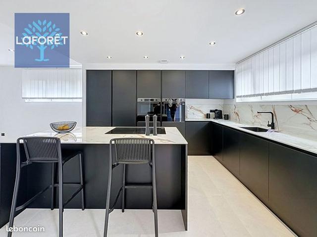 Maison 6 pièces 143 m²