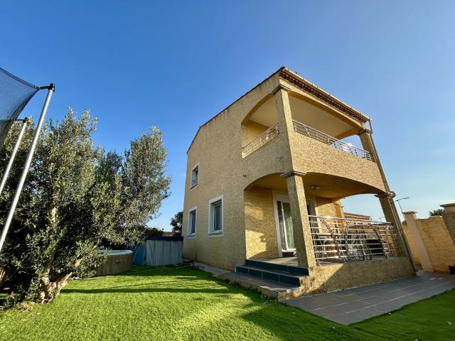 Maison 6 pièces 143 m²