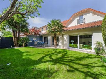 Maison 6 pièces 143 m²