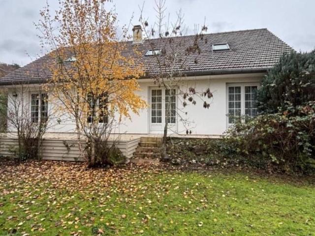 Maison 6 pièces 143 m²