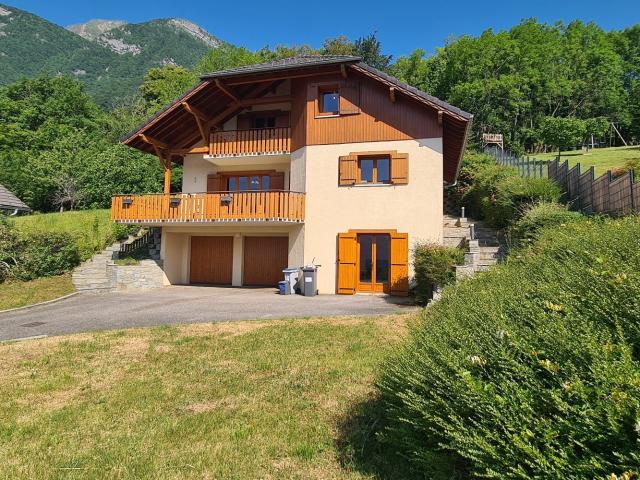 Maison 6 pièces 162 m²