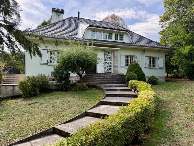Maison 6 pièces 155 m²