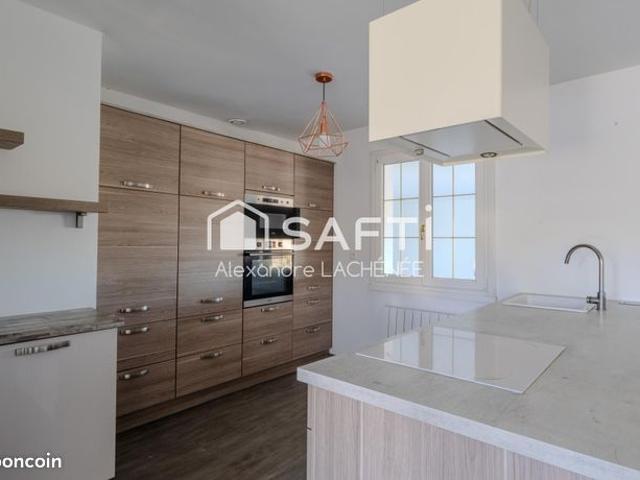 Maison 6 pièces 155 m²