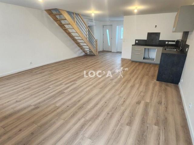Maison 6 pièces, 155 m² à louer à Arc sur Tille 21560