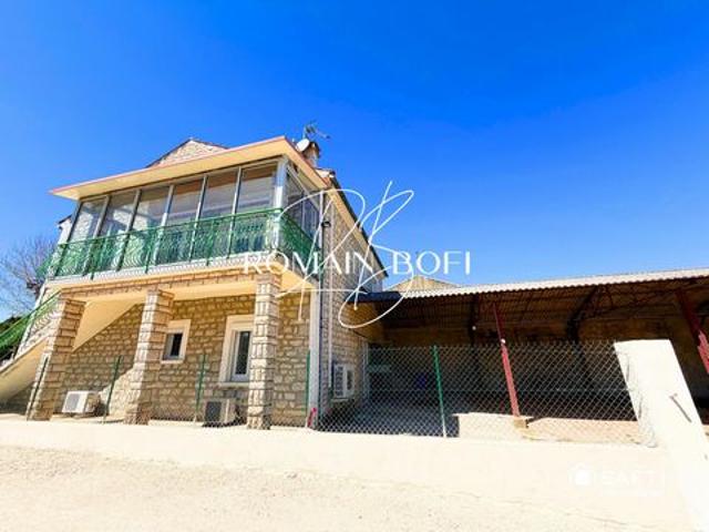Maison 6 pièces 155m2 avec hangar
