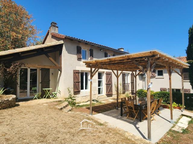 Maison 6 pièces 156 m²