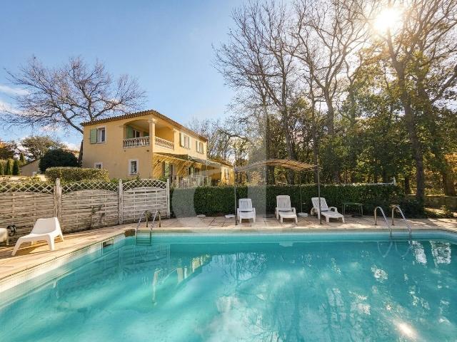 Maison 6 pièces 156 m²