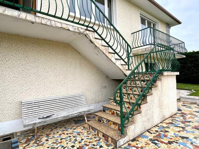 Maison 6 pièces 156 m²