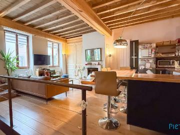 Maison 6 pièces 156 m²