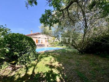 Maison 6 pièces 156 m²