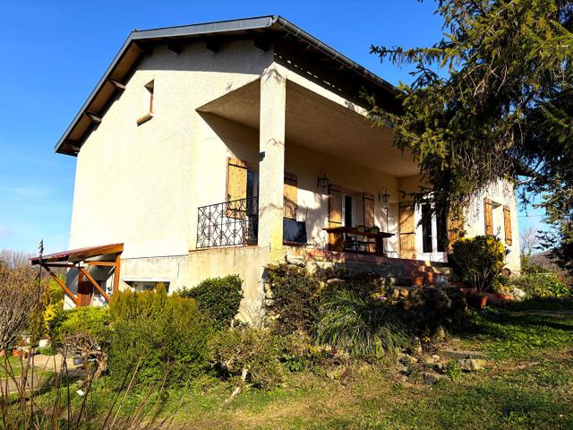Maison 6 pièces 156 m²