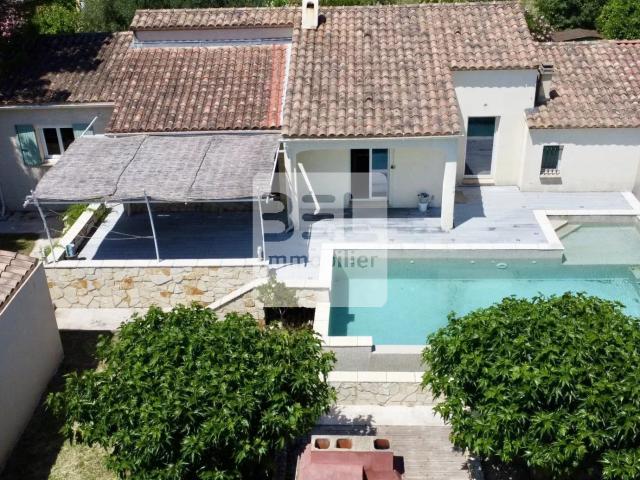 Maison 6 pièces 156 m²