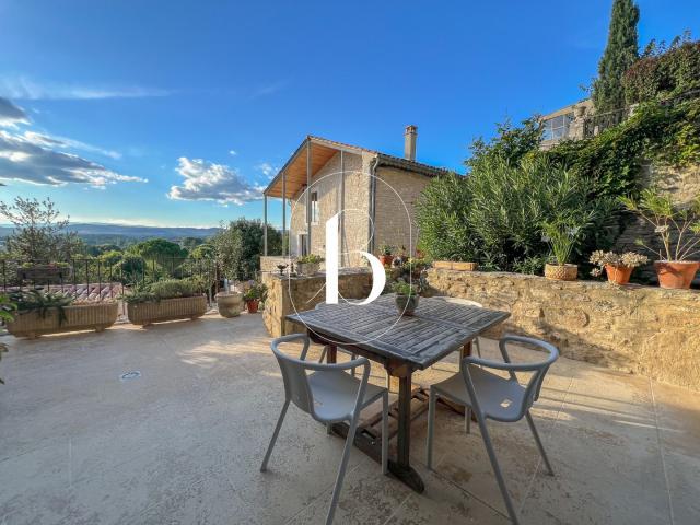 Maison 6 pièces 156 m²