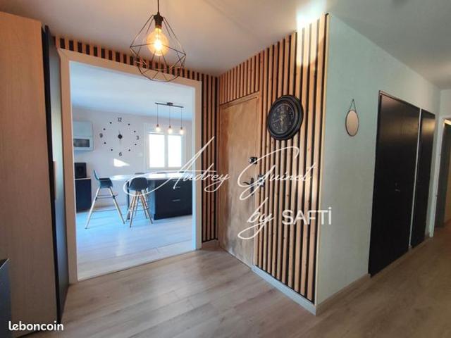 Maison 6 pièces 156 m²