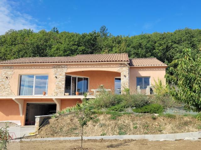 Maison 6 pièces 156 m²