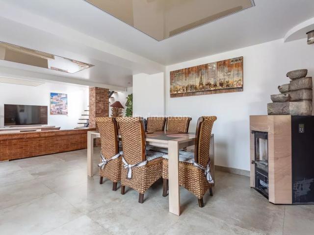 Maison 6 pièces 156 m²