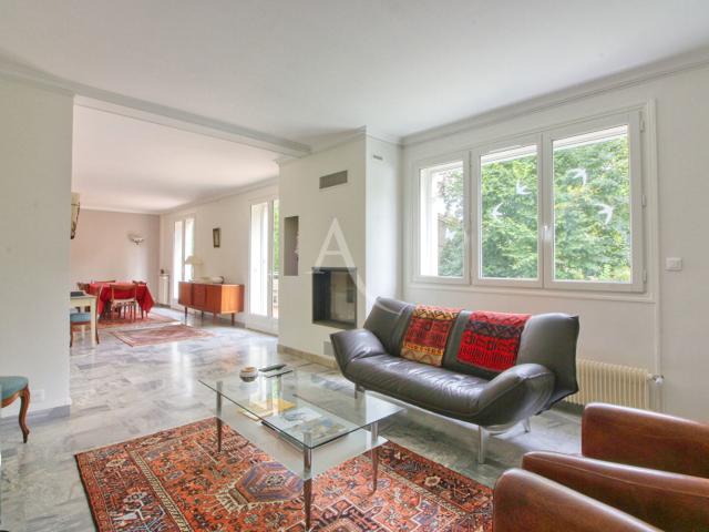 Maison 6 pièces 156 m²