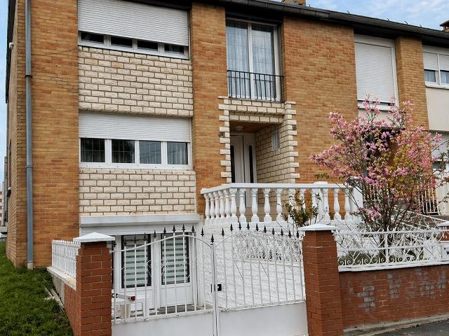 Maison 6 pièces 156 m²