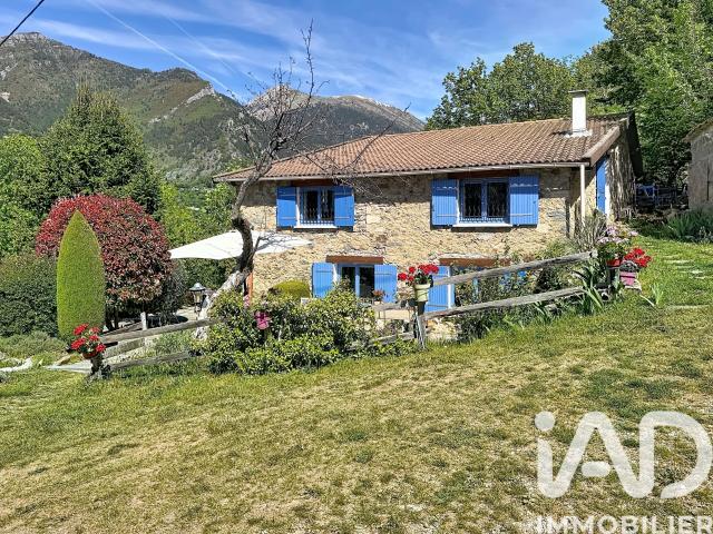 Maison 6 pièces 156 m²