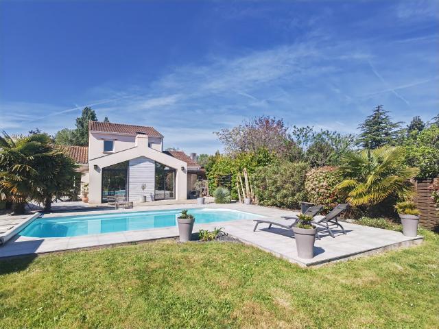 Maison 6 pièces 156 m²