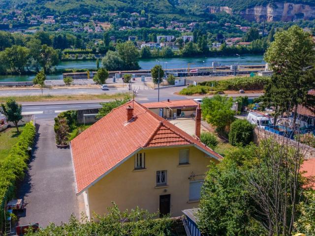 Maison 6 pièces 156 m²