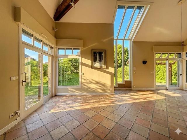 Maison 6 pièces 157 m²