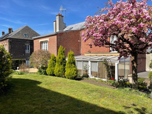 Maison 6 pièces 157 m²