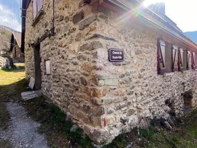 Maison 6 pièces 157 m²