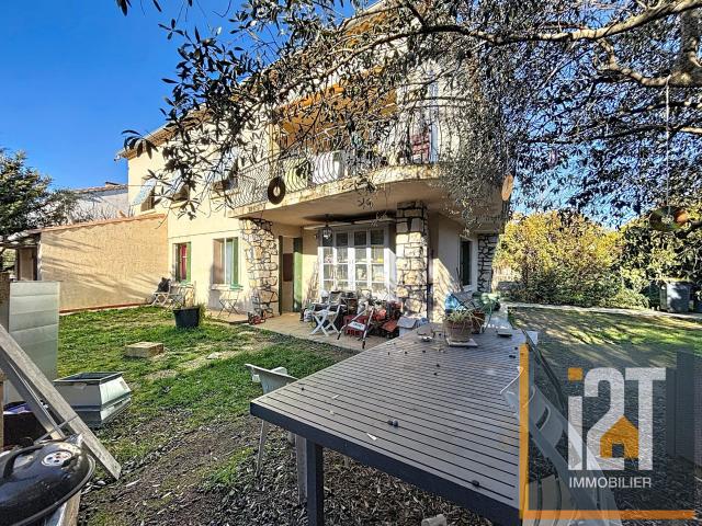 Maison 6 pièces 157 m²