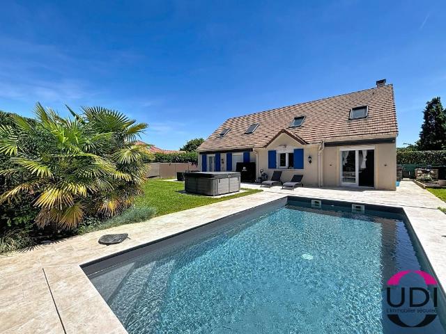Maison 6 pièces 157 m²