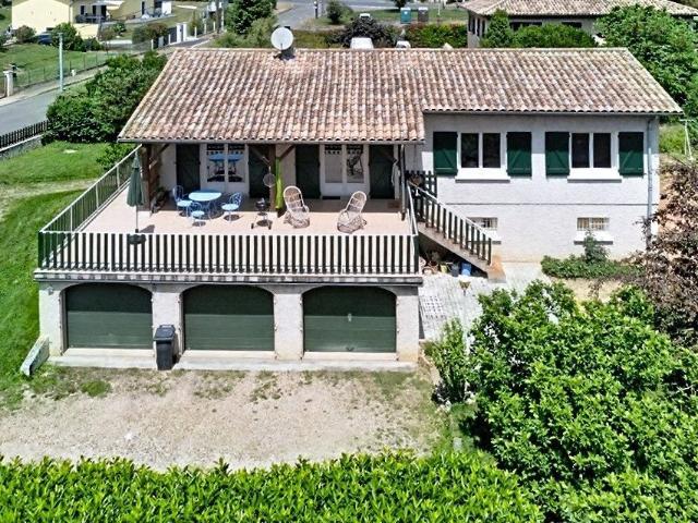 Maison 6 pièces 157 m²