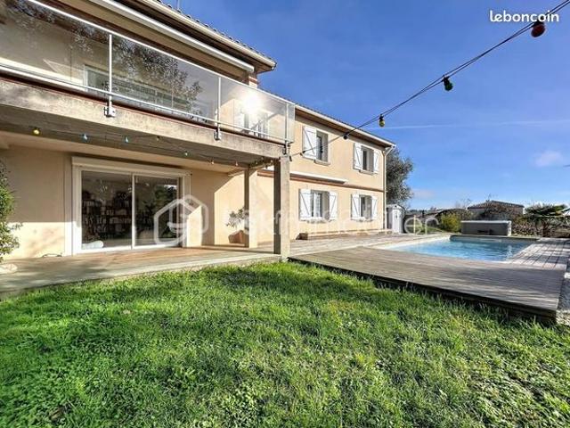 Maison 6 pièces 157 m²