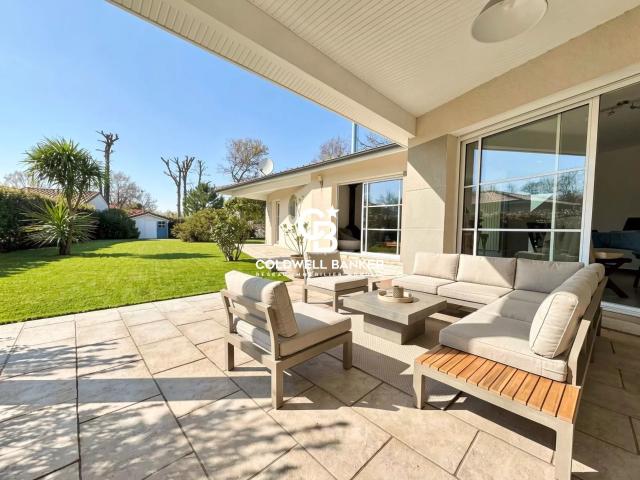 Maison 6 pièces 157 m²