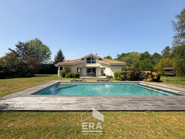 Maison 6 pièces 157 m²